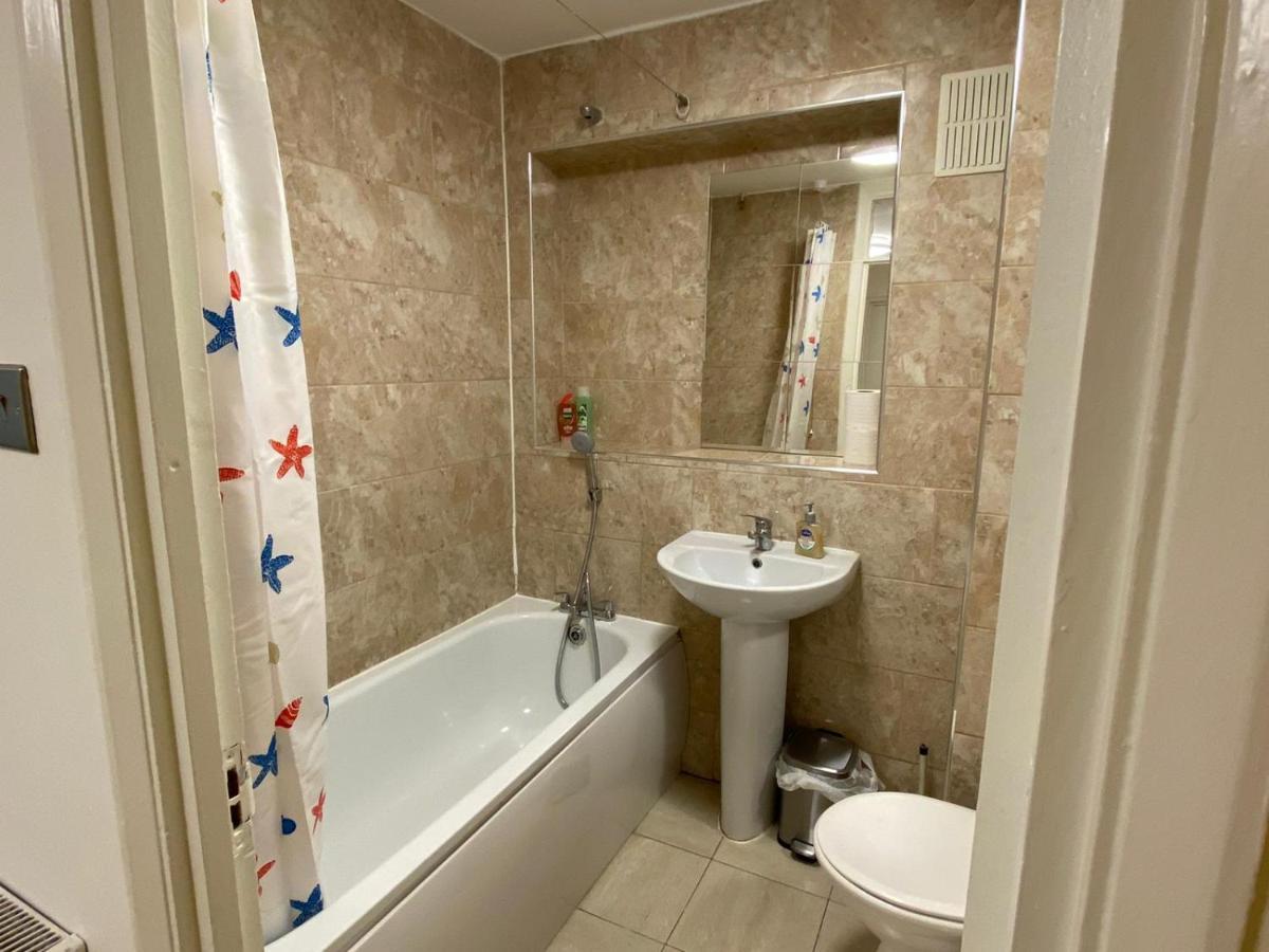 Grand Heights LUXURY Suites London Exterior foto