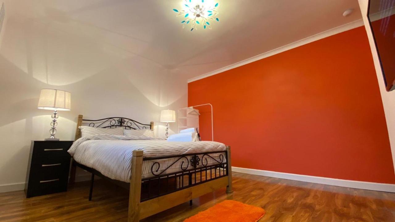 Grand Heights LUXURY Suites London Exterior foto